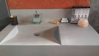 lavabo style lavoir en béton ciré